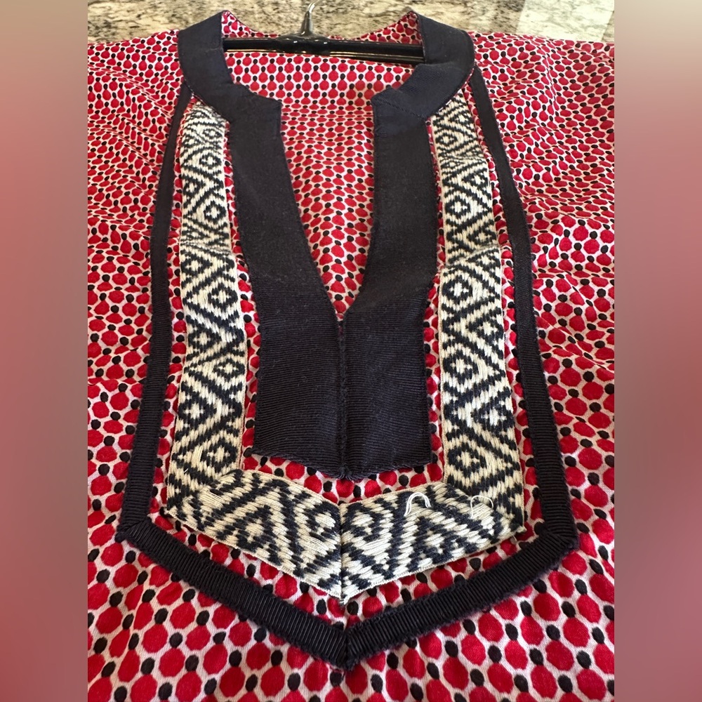 Talbots Red and Navy Geometric Patterned Tunic Top - Size XS - Picture 9 of 9